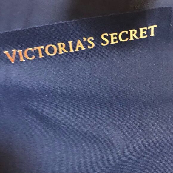 VICTORIA’S SECRET NWT L Sz XXL - 2-Pair Black Logo Hipster & Navy Cheeky Brief - Picture 11 of 15